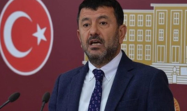 CHP'li Ağbaba'dan 'siyasi islam' çıkışı: Sağcı siyasetçileri getiren bedel ödemeli