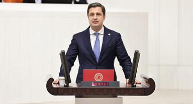 CHP'li Deniz Yücel'den RTÜK Kararlarına Tepki