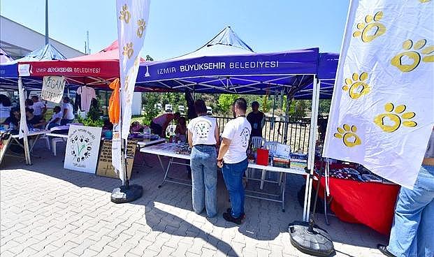 İzmirliler PAKOFEST'te patili dostlarla buluştu