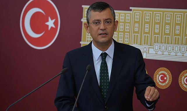 Özgür Özel'den Abdüllatif Şener'e sert tepki