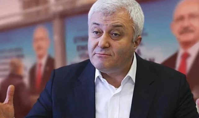 Tuncay Özkan CHP'de ki görevlerinden istifa etti