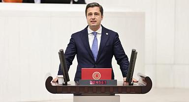 CHP'li Deniz Yücel: Hukukun Gösterdiği Yolda Yürüyen Yargı Mensupları Sürgün Edildi