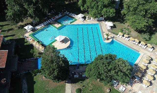 Efes Selçuk'ta Milli Takım Antrenörlerinden Yüzme Kursu