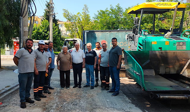 Karabağlar'da asfaltlama çalışmaları sıcak dinlemiyor