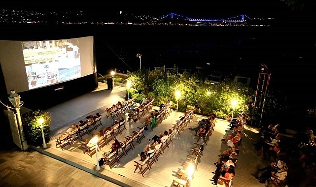 Menderes'te Yazlık Sinema Günleri Başlıyor