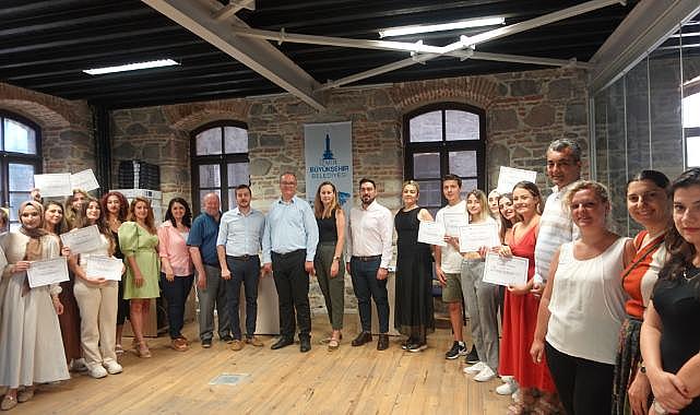 Meslek Fabrikası ile gençlerin yıldızı parlıyor