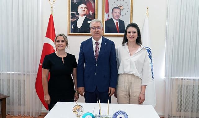 Sosyal bilimcilerden "sandviç kuşağına" yönelik önemli araştırma