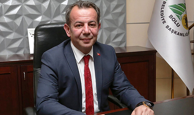 Tanju Özcan CHP'den ihraç edildi