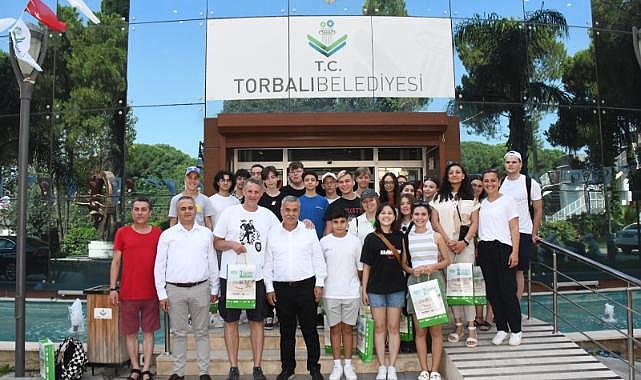 Alman öğrenciler "Kardeş Kent" projesi kapsamında Torbalı'da