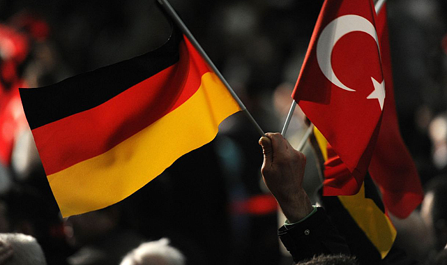 Almanya Federal Göç ve Mülteci Dairesi: Türkiye'den Almanya'ya iltica başvuruları yüzde 203 arttı