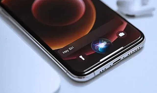 Apple'dan yeni özellik: Siri artık dudak okuyabilecek