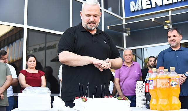 Başkan Pehlivan'a Sürpriz Kutlama