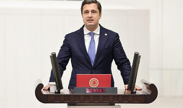 CHP'li Yücel'den Ankara-İzmir hızlı tren projesine eleştiri yağmuru: Her ay 4 kilometre demiryolu döşeselerdi biterdi