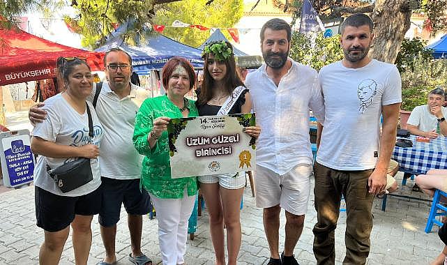 Karaburun'un salkım salkım büyüyen şenliği