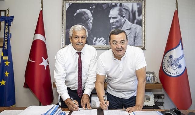 Konak Belediyesi’nden öğrencilere kırtasiye desteği