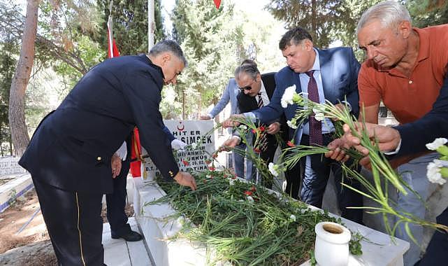 Menderes'te 30 Ağustos'ta şehitler unutulmadı
