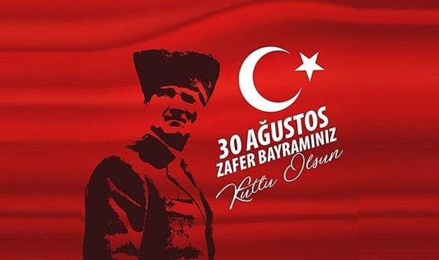 Ünlü isimlerden '30 Ağustos' mesajları