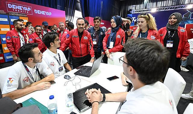Girişimci projeleri TEKNOFEST İzmir'de yarışıyor