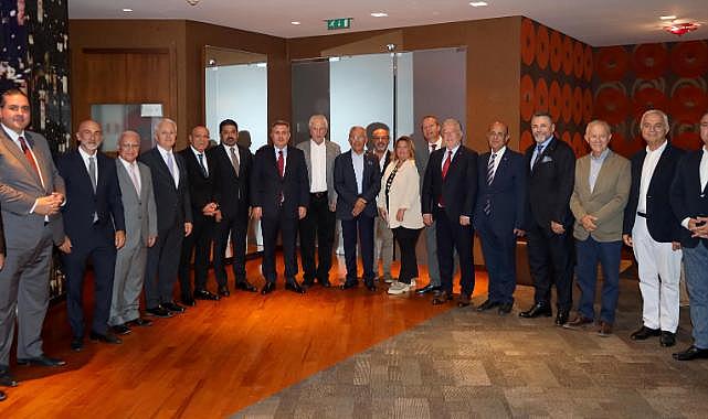 İzmir Başkanlar Kurulu yeni Vali Elban'ı konuk etti