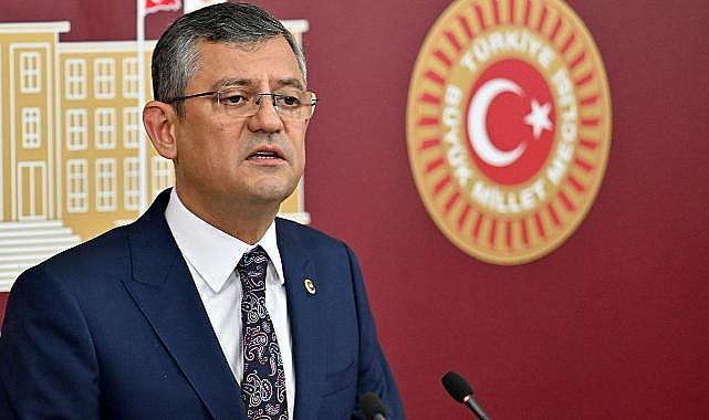 Özgür Özel CHP Genel Başkanlığı'na adaylığını açıkladı