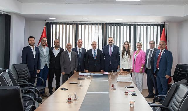 Soyer, Aslanoğlu ve yönetimini ziyaret etti