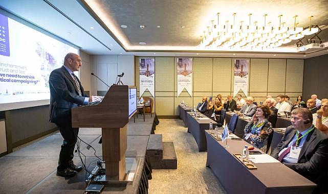 Soyer: “İzmir çeşitli renklerin, sayısız nefesin gücünü taşıyor”