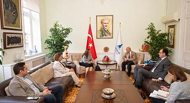 ABD Başkonsolosu Abella Soyer’i ziyaret etti