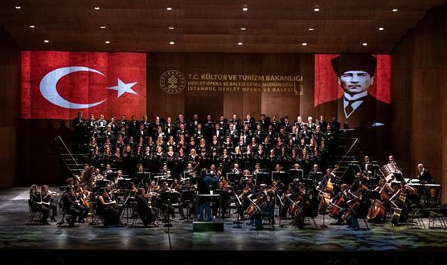 Akm'de  Cumhuriyet Coşkusu Konserle Yaşanacak