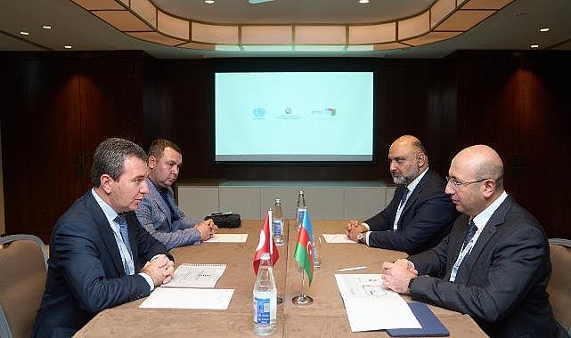 Başkan Konuştu, Azerbeycan'da şehir planlama formu'na katıldı