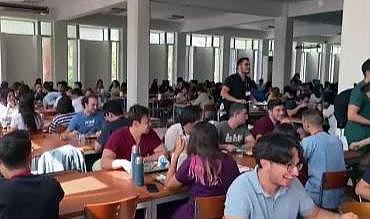 Ege Üniversitesi'nde yemek ücretlerine yüzde 207 zam: Öğrenciler tepki gösterdi