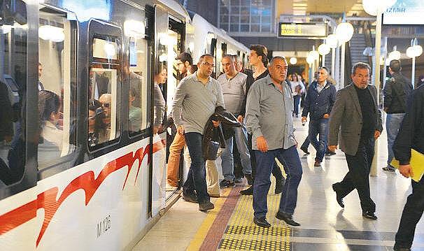 İzmir Büyükşehir açıkladı: İzmir Metro'da yangın mı çıktı?