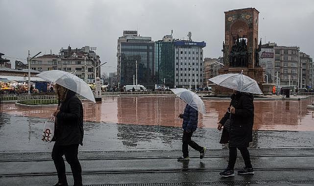 İzmirliler montları, şemsiyeleri hazırlayın: Şakır şakır yağmur yağacak