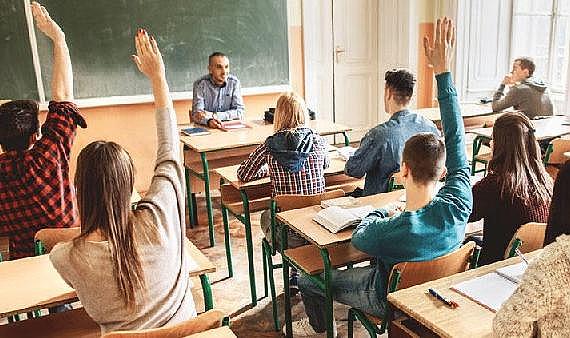 MEB'den yeni düzenleme: Türkçe'den 70 alamayan kalıyor!