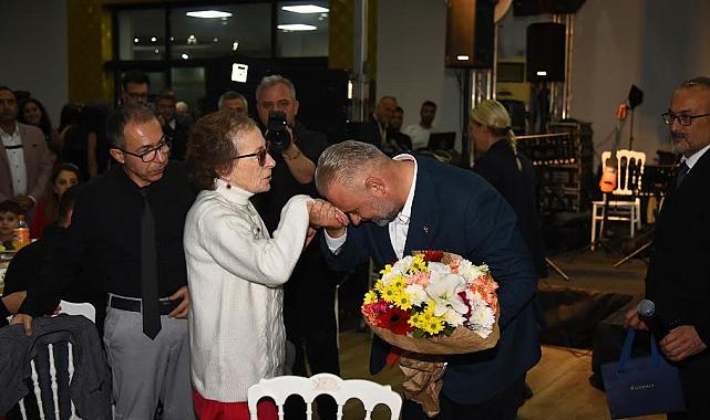 Menemen'de Öğretmenler Günü için unutulmaz gece