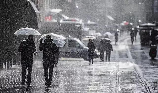İzmir'e sağanak uyarısı!