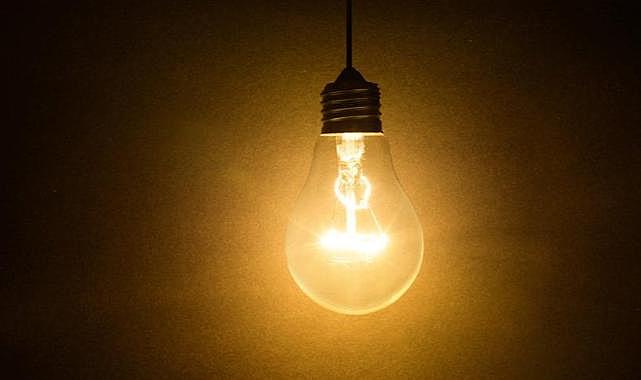 İzmirliler dikkat: Ayın ilk günü birçok ilçede saatlerce elektrik kesintisi!