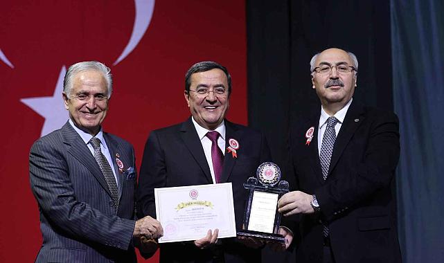 Spora Emek Verenler Ödüllendirildi
