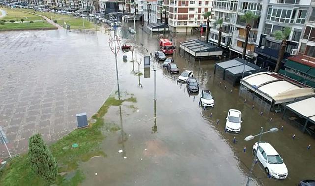 Tek tek sıraladılar: İzmir'de deniz taşmasına karşı neler yapılmalı?