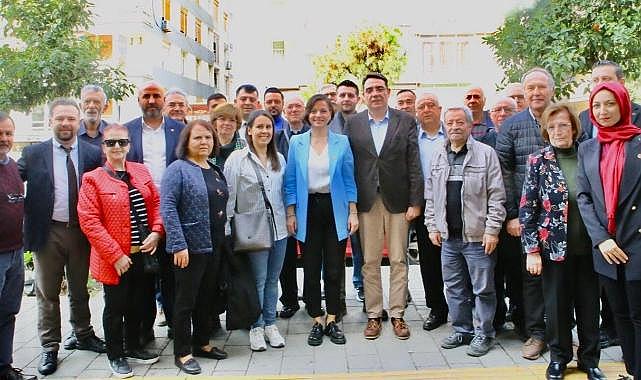 CHP'nin Karabağlar Adayı Kınay ziyaretlere devam ediyor... "Söylediklerimizi yapmaya geliyoruz"