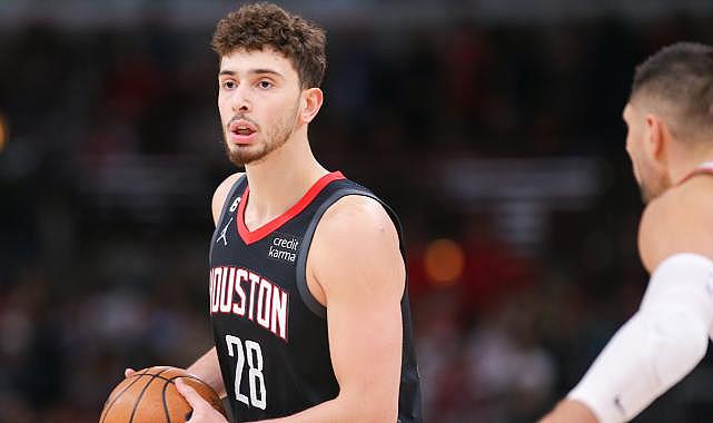 Alperen Şengün NBA'da parladı! Rekorlar peş peşe geldi: 45 sayılık tarihi performansla Mehmet Okur'u geride bıraktı