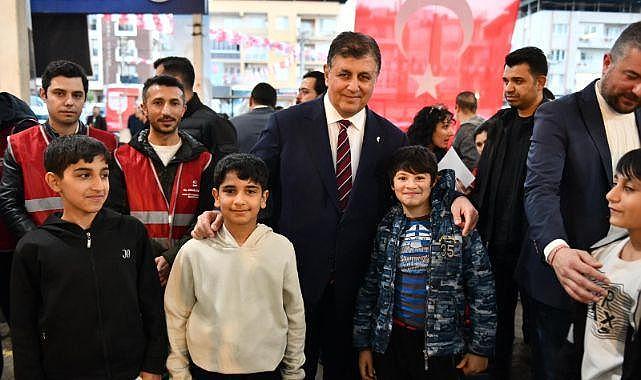 Başkan Tugay Buca'da yurttaşlara umut oldu... "Haksızlıklara karşı mücadeleyi kazanacağız"