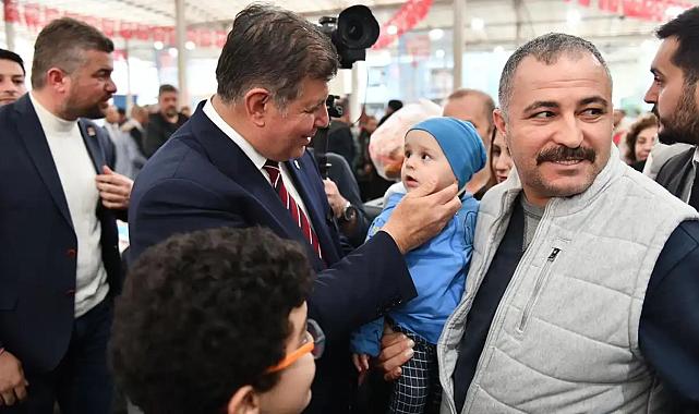 CHP adayı Tugay'dan İzmirli annelere ücretsiz ulaşım müjdesi