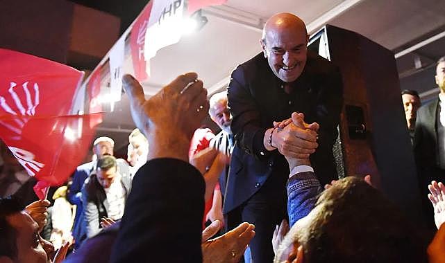 Soyer, Çiğli'de sahaya indi... 'Hiçbir seçim çantada keklik değildir!'