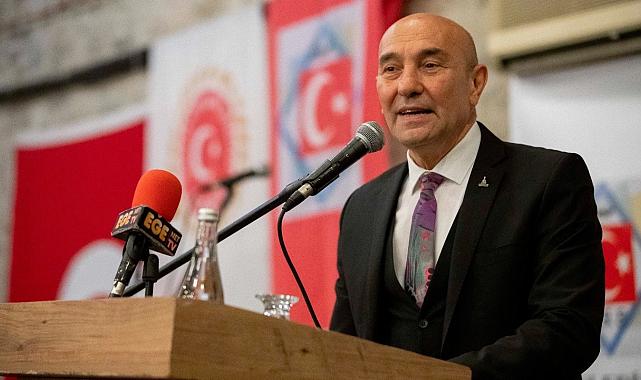 Tunç Soyer 9. Vefa Gecesi'nde: Hafızası olmayan bir şehir kaybolur gider