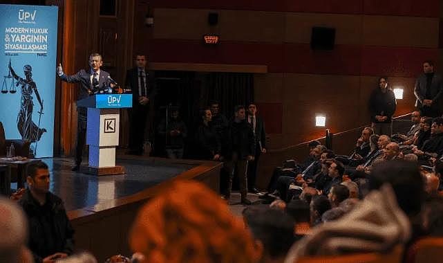 Başlık: Özgür Özel’den Ekrem İmamoğlu Açıklaması: "Adayımız Hazır, İmamoğlu’nun Adı Her Toplantıda Geçiyor"