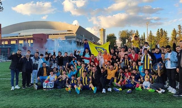 Buca'nın minik topçuları şampiyon: İzmir'i Türkiye Şampiyonası'nda temsil edecekler