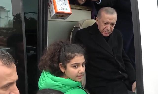 Cumhurbaşkanı Erdoğan'ı görünce ''Evim yok'' diye seslenmişti! O kadınla ilgili valilikten açıklama