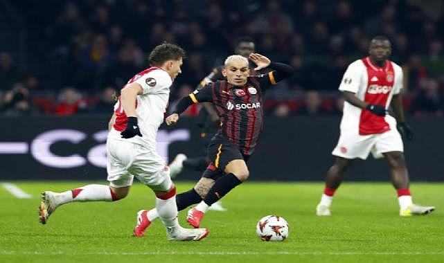 Galatasaray Ajax'ı yenemedi, play off'a kaldı: 2-1