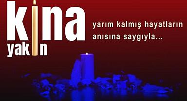 "Kına Yakın" Tiyatro Oyunu Ayakta Alkışlandı