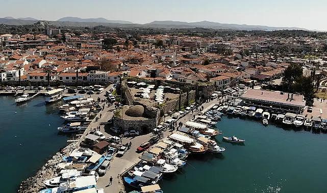 Sığacık'ın tarihi büyüsü: İzmir'deki bu kalenin içinde 500 yıldır hayat devam ediyor